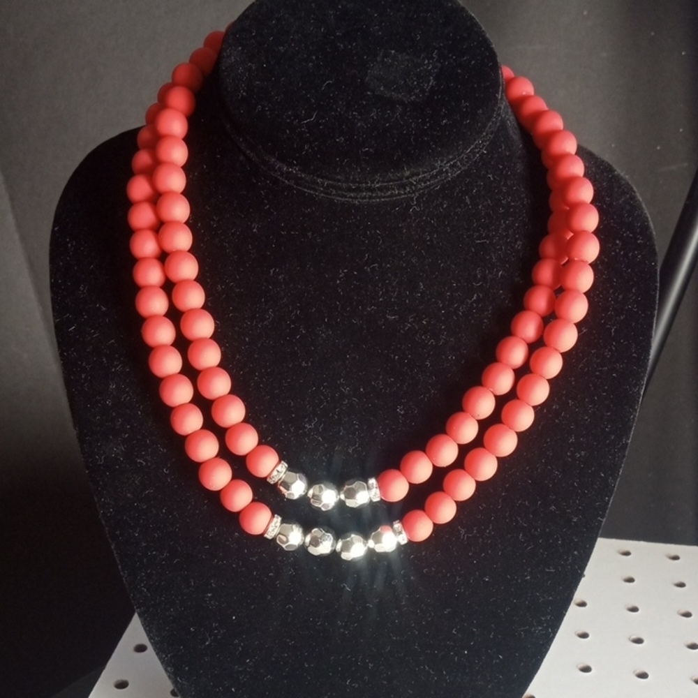 Vibrant Red Beaded Jewelry Set with Silver Accents
